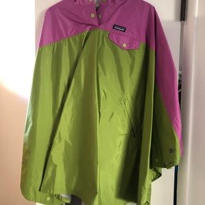 Patagonia Torentshell waterproof Poncho (never worn)